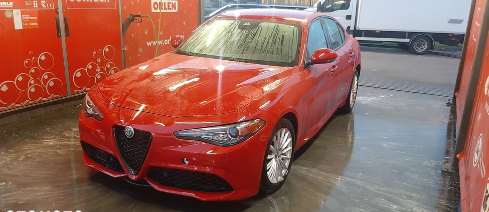 Alfa Romeo Giulia cena 115900 przebieg: 19000, rok produkcji 2022 z Warszawa małe 562